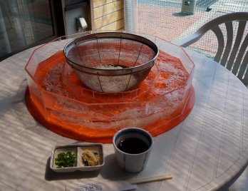 流しそうめん